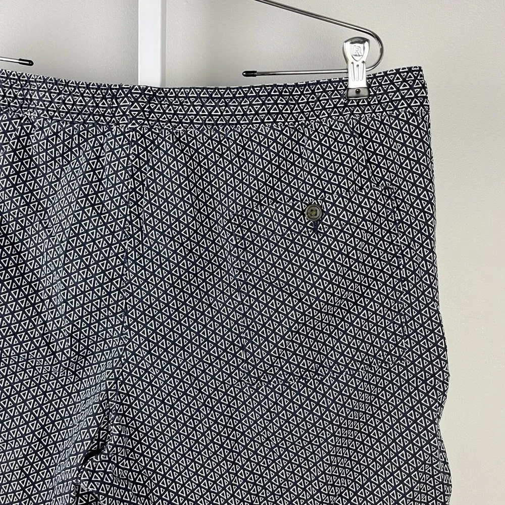 J. Crew Factory Flex Pull-On Stretch Cotton Shorts‎ Mens XL Navy Blue Geometric